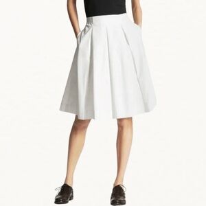 Uniqlo White Pleated Skirt